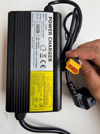 Cargador Batería YZ300 14.6V 20A