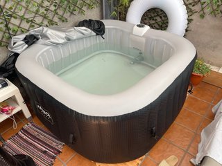 Jacuzzi 4 posti 1,55*1,55