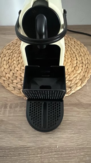 Cafetera Nespresso De'Longhi Crema