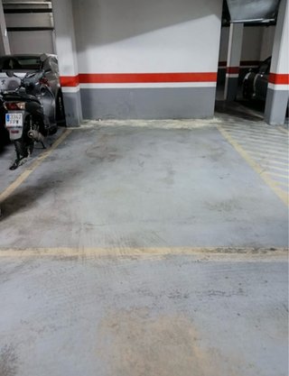 Extensa Plaza de Garaje en Pino Montano