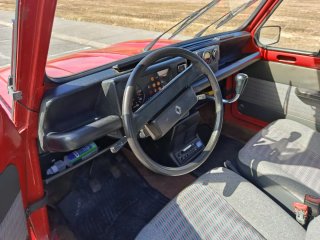 Renault 4 E-TECH 1994