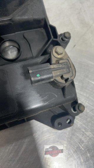 TAPA BALANCINES Ford Focus Berlina (CAP)(08.2004->)