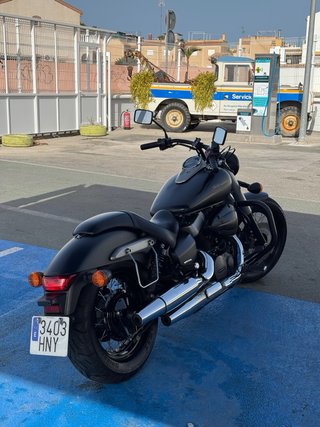 Vendo una Honda VT750 Phantom 2013