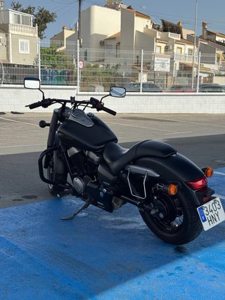 Vendo una Honda VT750 Phantom 2013