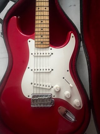Guitarra Squier Stratocaster E10 Korea1987+estuche