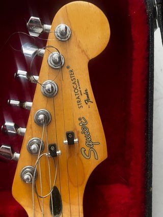 Guitarra Squier Stratocaster E10 Korea1987+estuche