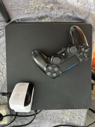 Play 4 con controller, GTA 5, ripetitore WiFi
