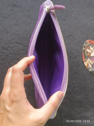 Estuche Neceser Victoria Francés Oficial ENRI 2010
