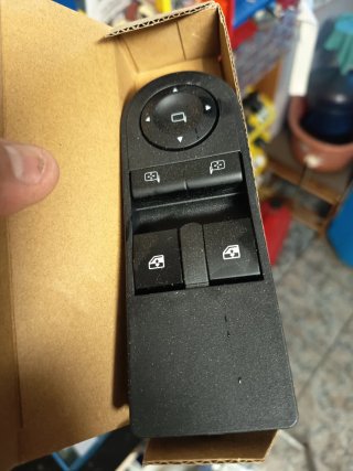 Botonera Golf 4 Elevalunas y Retrovisores