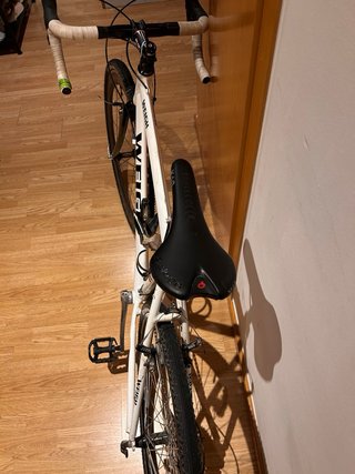 Bicicleta Gravel/Ciclocross WEIGH Blanca