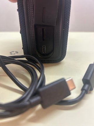 Cassa Bluetooth MOMO DESIGN Nera