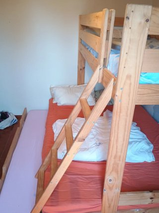 Litera triple madera con nido LUFE