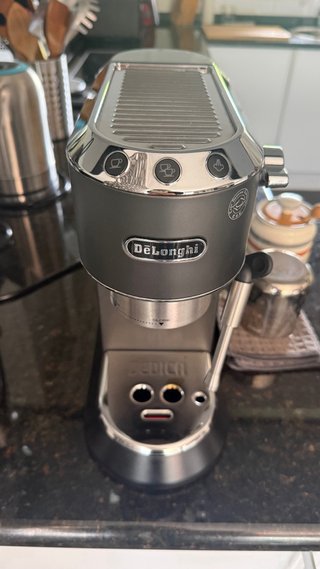 Cafetera D'Longhi + Molinillo Sage