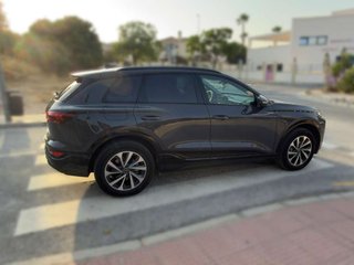 AUDI q6 e-tron