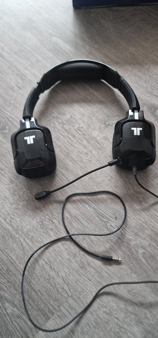 LOTE DE 3 AURICULARES