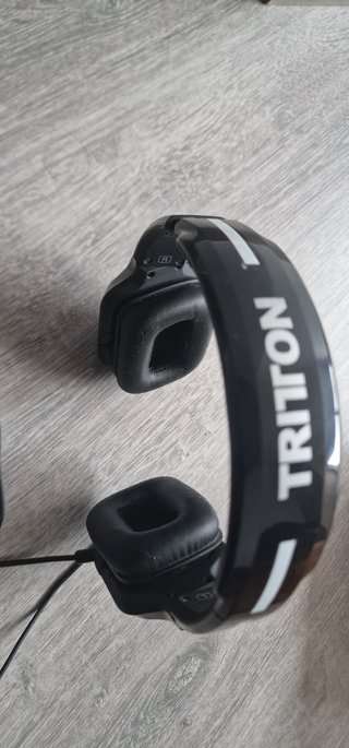 LOTE DE 3 AURICULARES