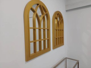 Espejo Decorativo Ventana Arco Dorado 76x50