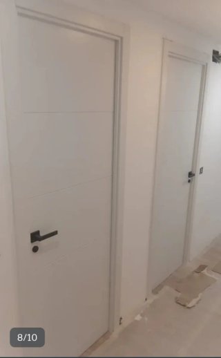 Reforma de baños y colocación de puertas