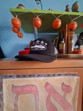 Gorra negra 5 estrellas