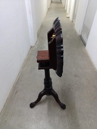 Mesita Auxiliar Plegable de madera.