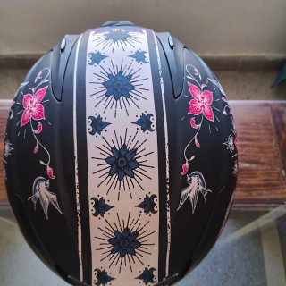 Casco Scorpion EXO 390 Talla L Mariposas
