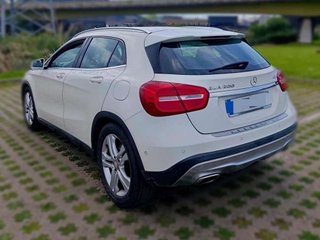 MERCEDES clase gla