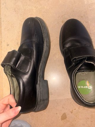 Zapatos Gorila Negros Velcro