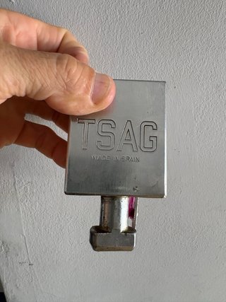 Candado para persiana metálico