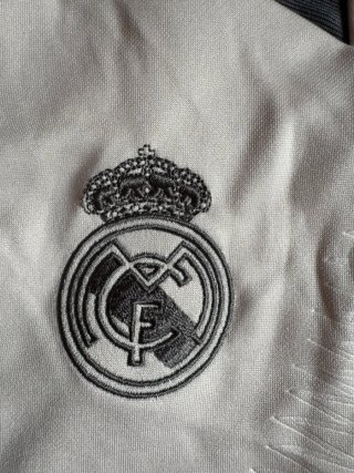 Chándal Real Madrid Niño Talla 8 a 10 años