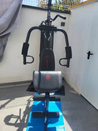 Máquina de gimnasio multifunción