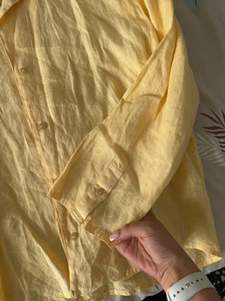 Camicia in lino Zara da donna gialla