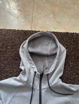 Chaqueta Nike Tech Fleece Gris