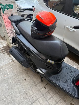 Moto SYM Symphony 125 SR Negra