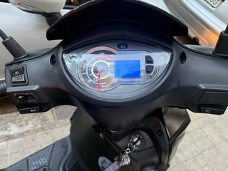 Moto SYM Symphony 125 SR Negra