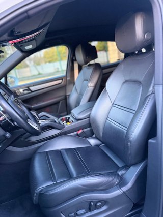 Porsche Cayenne Coupé Platinum Edition