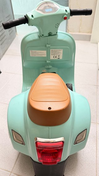 Vespa Eléctrica Infantil +3 Años