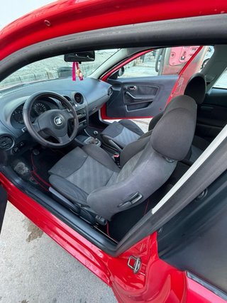 SEAT Ibiza 2004