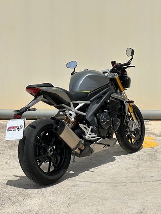 Triumph Speed Triple 1200 RS 2021