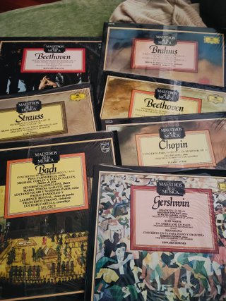 Varios lotes de discos de vinilo de música clásica