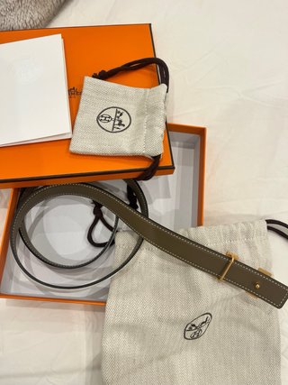 Cinturón Hermes Mini Constance reversible
