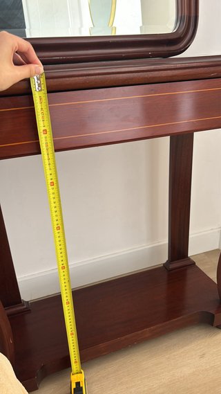 Mueble de entrada de caoba con espejo