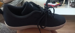 Deportivas Adidas Azul Marino y Blanco