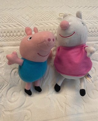 Peluche Peppa Pig e George