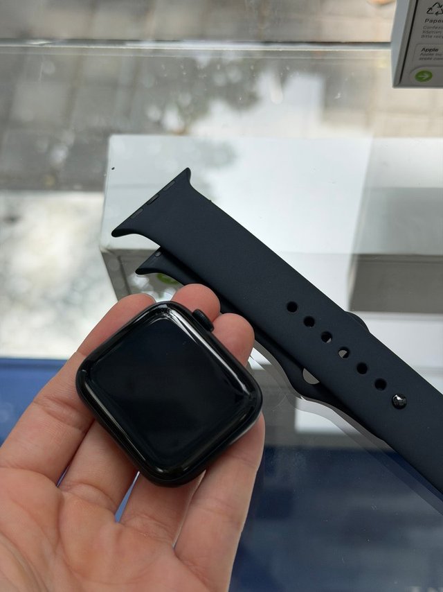 Apple Watch SE 3 44mm bateria 100%