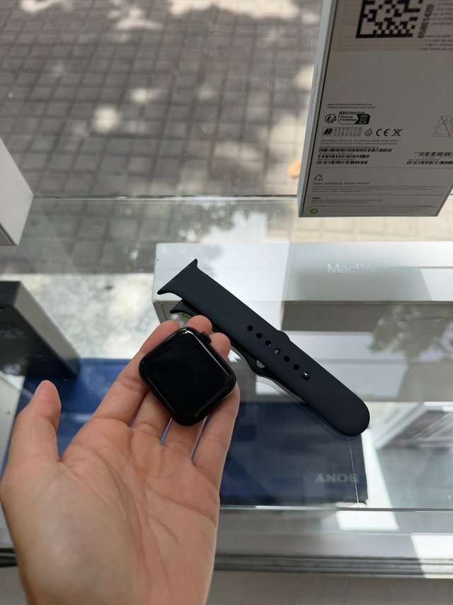 Apple Watch SE 3 44mm bateria 100%