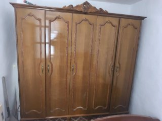 Armario ropero antiguo de madera