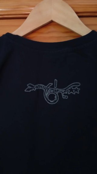 Camiseta North Point negra con diseño estampado