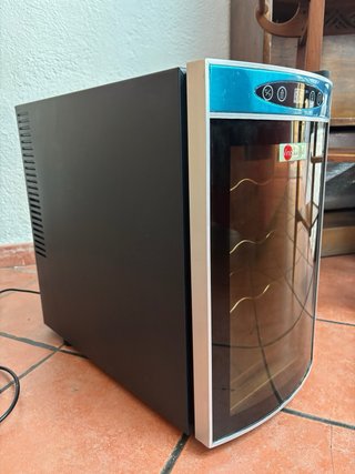 Vinoteca Vinosphere 6 botellas - Como nueva