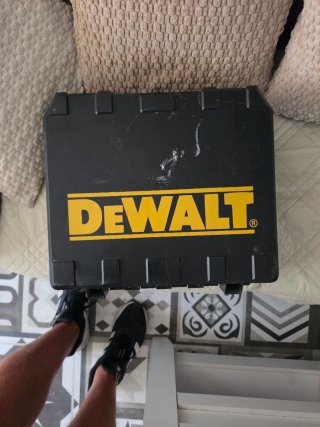 Avvitatore DeWalt con batterie