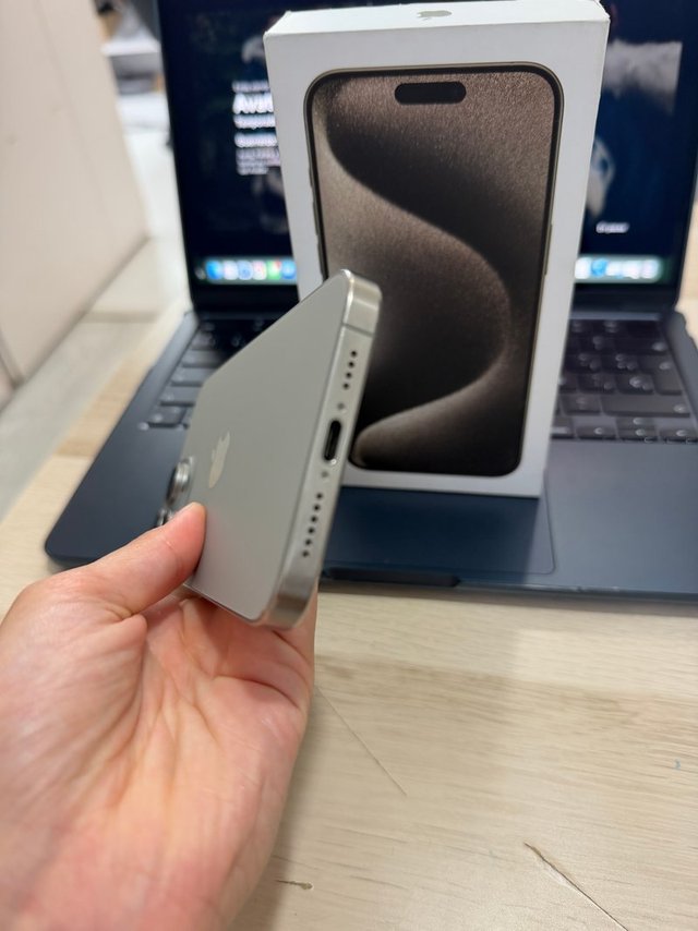 iPhone 15 Pro Max 256GB